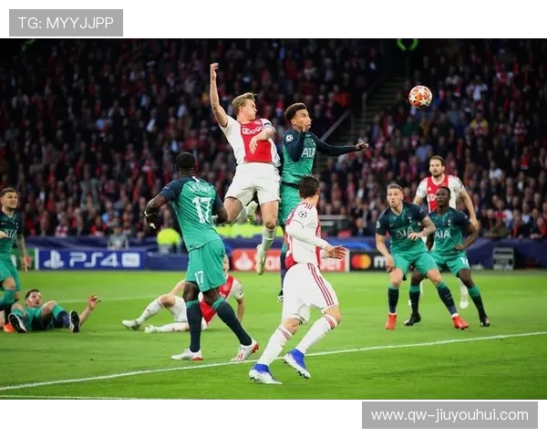 选择适合自己的足球类型如何影响比赛表现与技术提升的关键因素分析